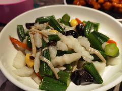-前海沿·青岛菜(李沧万达店)