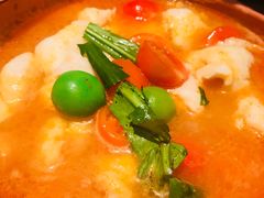 -云海肴·汽锅鸡·云南菜(天山百盛优客店)