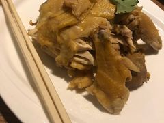 招牌手撕盐焗鸡-金苑酒家·客家菜·广东老字号(万象店)