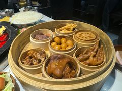 -卤校长老火锅(杨家坪直营店)