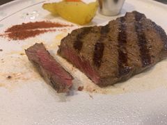 西冷牛排-悦享绿山墙西餐厅