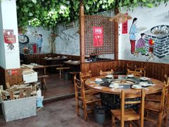 大堂-三里屯土灶炖公鸡地锅鸡(江东店)
