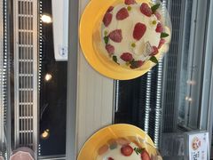 -花花卷卷·鲜食蛋糕(静安久光百货店)