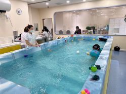 -四季宝贝婴幼儿水育成长中心(陆家嘴店)