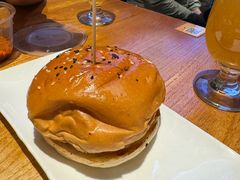 -HUZI虎滋精酿餐吧(京西大悦城店)