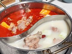 猪手鸳鸯锅-小街猪手(团结湖店)