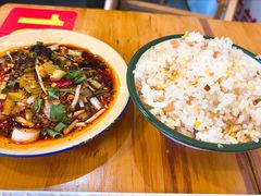-拈签一笑黄牛肉辣卤串串