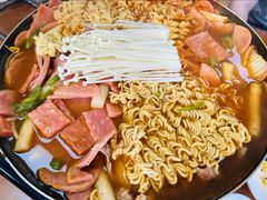 -亲昵春川鸡排(韩国美食街店)