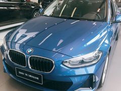 -上海宝信宝马4S店