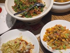 -爱碗亭·鲜炒湖南菜(壹城中心店)