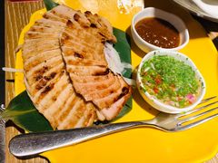 碳烤猪颈肉-瓦城泰国料理(芮欧百货店)