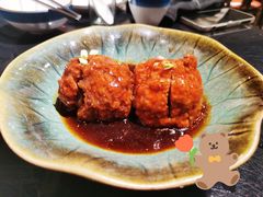 鸭蛋黄狮子头-梅飞酒家(桑园路店)