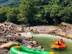 -雅鲁激流探险漂流