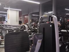 -形馆健身·普拉提(加州店)