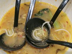 -蒙自源米线大王(宝安尖岗山店)