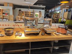 -感恩心素食馆(百世广场店)