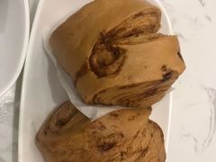 -李与白包子铺(桐梓林店)