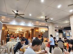 -鹏城人家海鲜酒家·23年老字号(较场尾店)