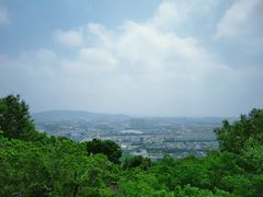 -灵岩山风景区