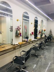 -茶发Salon·烫发染发理发