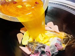 -老刘生态大鱼坊铁锅炖鱼(赛马场店)