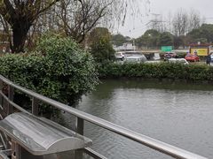 -平望服务区·停车场