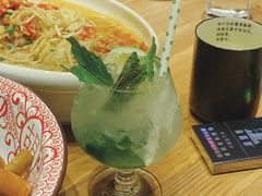 -胡桐里音乐酒馆(孝南店)