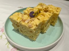 榄仁萨其马-白天鹅宾馆-玉堂春暖餐厅