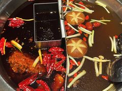 鸳鸯老火锅-山城辣妹子(定福庄店)