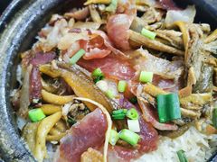 黄鳝拼腊味饭-文记煲仔饭
