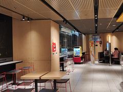 -麦当劳(四平路店)