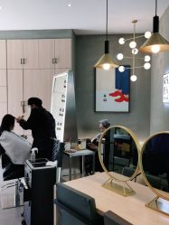 -MOVAN  HAIR莫凡匠人发型屋