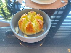 餐前面包-重庆尼依格罗酒店·欣厨Niccolo Kitchen