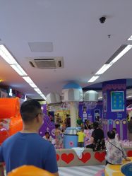 -孩子王童乐园(马群店)
