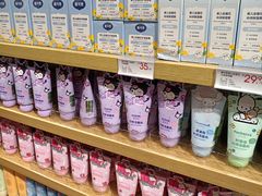 -名创优品(万达广场河东店)