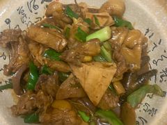 豆干烧土鸡-75幢私房菜馆