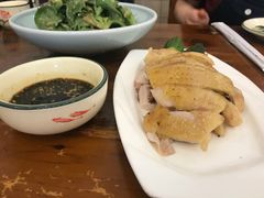 -侬佳蒸菜馆(听潮店)