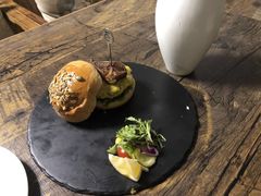 -HIGH FIVE哈福手工汉堡(桂林路店)