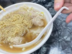 -燊意布拉肠云吞面(中山四路店)