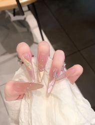 -初瞳专营美睫美甲