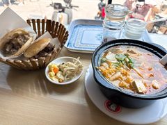 -闫家驴肉老店(华电一校店)