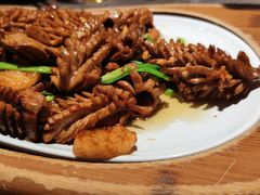 -闫府私房菜·老字号(恒隆店)