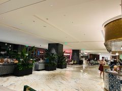 -上海虹桥祥源希尔顿酒店