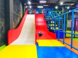 -蹦贝运动中心·蹦床·攀岩·闯关(龙岗店)