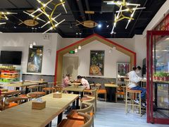大堂-极有家小鱼小鸡石锅煲(佳兆业店)
