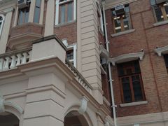 -香港大学
