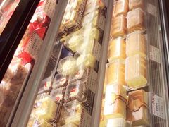 -红宝石·鲜奶小方(长阳店)
