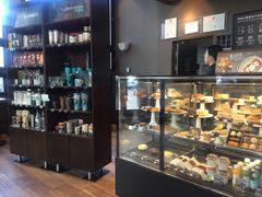 面包甜点陈列柜-星巴克(长春世纪鸿源店)