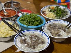 -小倪羊肉米线馆