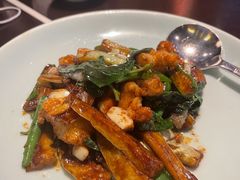 九层塔龙虾炒茄子-杭州西子湖四季酒店·金沙厅